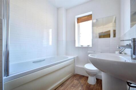 Bathroom (2).jpeg