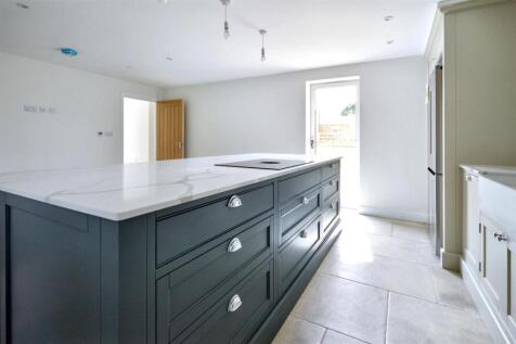 Kitchen (4).jpeg