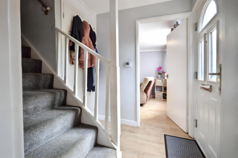 Entrance Hall.png