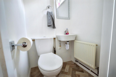 Cloak room.png