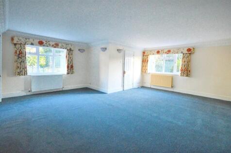 Master Room.jpg