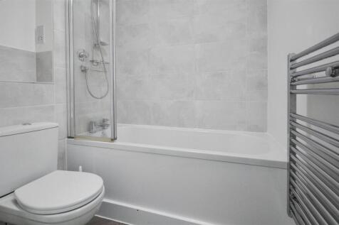 Bathroom (2).jpeg