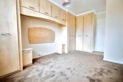 8. Master Bedroom  (2).jpeg