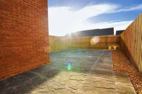 32 B Rear Garden.jpeg
