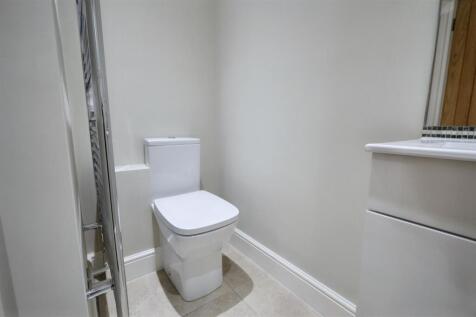 Shower Room.jpeg