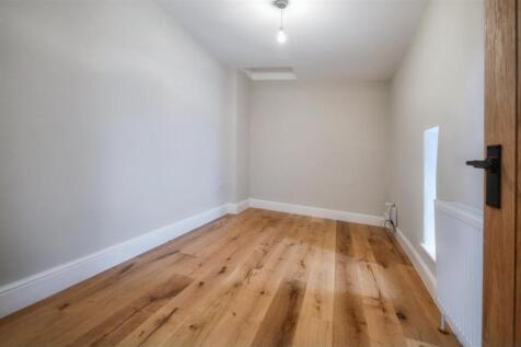 Bedroom 2.jpeg