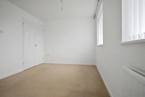 Master Bedroom (2).jpeg