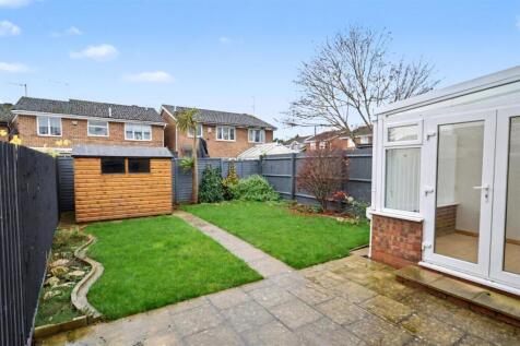 Rear Garden (2).jpeg