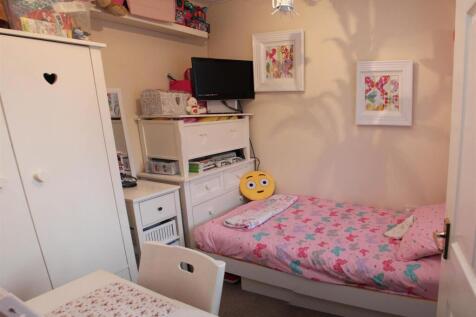 Bedroom 2.jpg