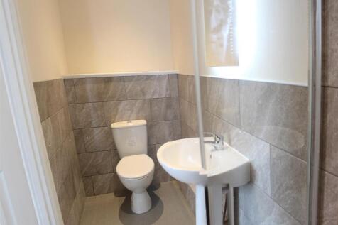 EXAMPLE OF EN-SUITE