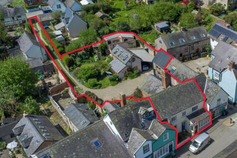 Aerial site outlined in red.jpg