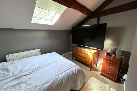 Maisonette Bedroom