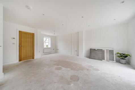 1369874-20-68efcbed4efbf-ARW .jpg