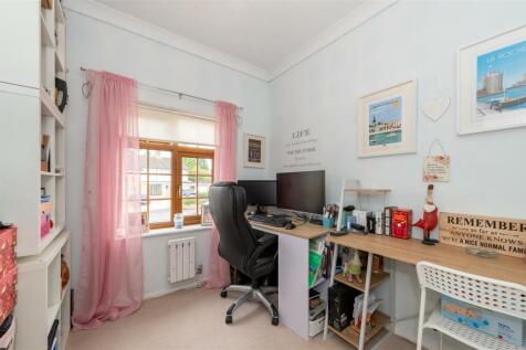 74 Habberley Road internals-3.JPG