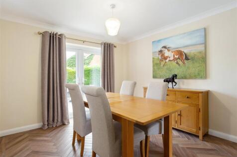 dining room.jpg