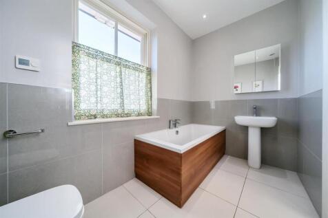 Ensuite.jpg