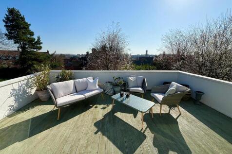 Roof Terrace.jpg