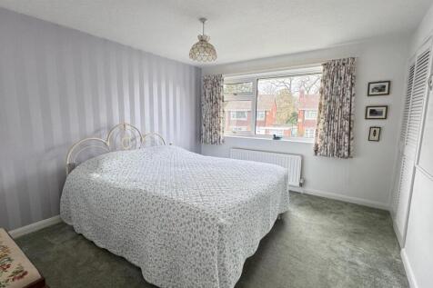 10A Bed 1.jpg