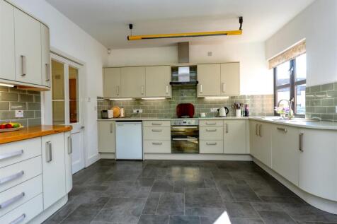 Kitchen.jpg