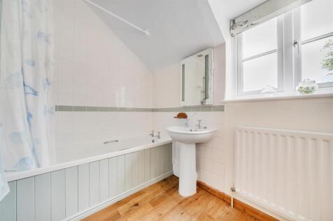 Bath - 10.jpg