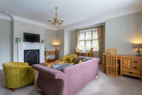 0126ArdenHouse_Macintosh Apt1.jpg