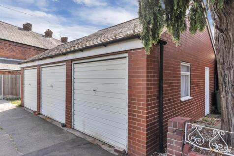 Garages.jpg