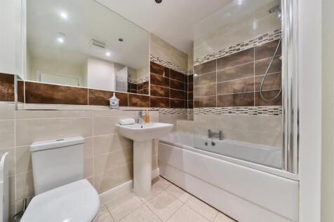 Bathroom.jpg