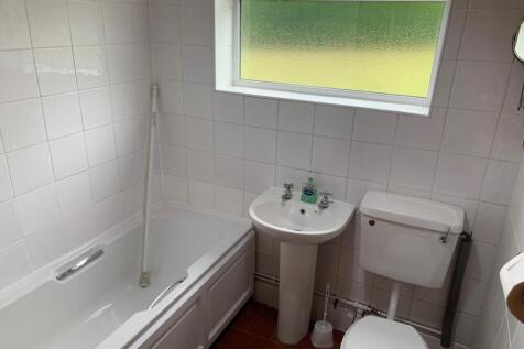 Bathroom.jpg