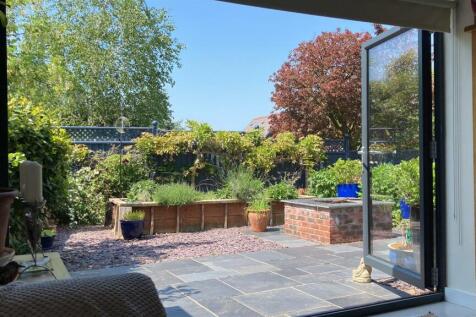 Bifold Doors.jpg