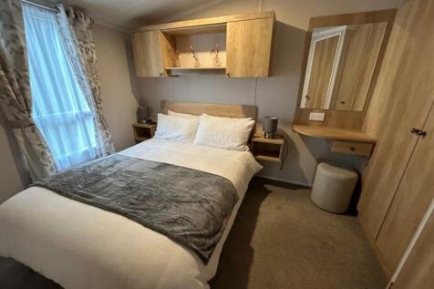 Master Bedroom.jpg