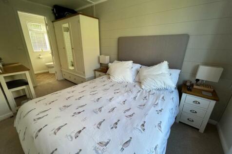 Bedroom One 2.jpg