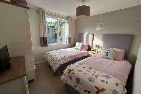 Bedroom Two.jpg