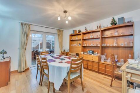 Dining Room.jpg