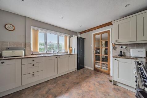 Kitchen window.jpg