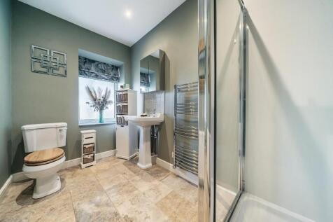 Shower room.jpg