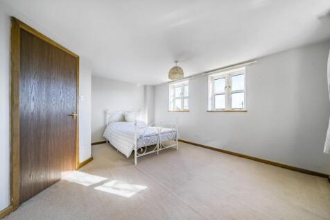 Annexe Bed One.jpg