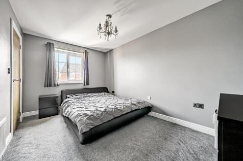 Bedroom One.jpg