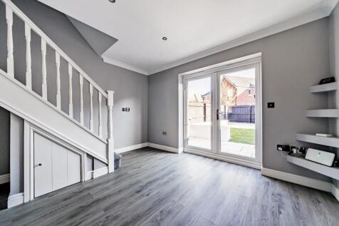 Living Room with view to garden.jpg