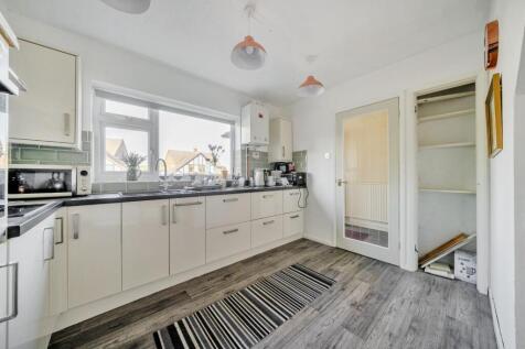 Kitchen corner.jpg