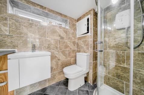 Shower Room.jpg