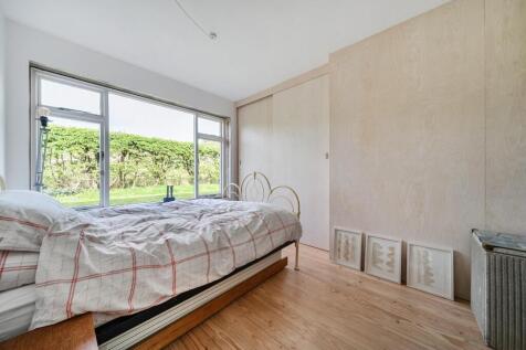 Bedroom 3.jpg