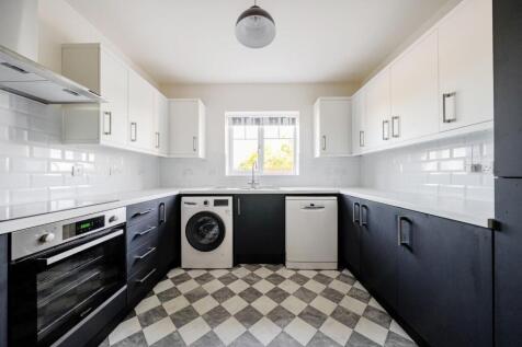 Kitchen front view.jpg