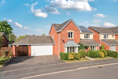 Front with garage.jpg