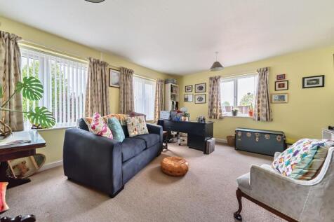 Sitting Room.jpg