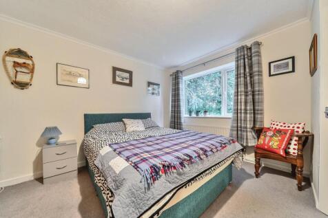Bedroom One.jpg