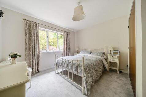 Bedroom One.jpg