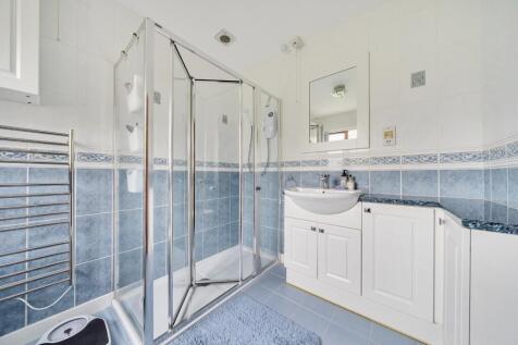 Shower Room.jpg
