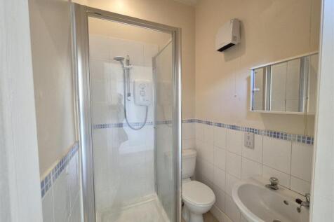 Shower Room.jpg
