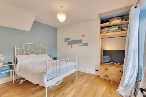 Blue Bedroom.jpg