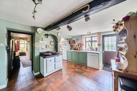 Kitchen.jpg